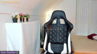 efetishism dude licks shaved cunt girlfriend