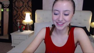 sweetie_pie gorgeous lady caresses pussy