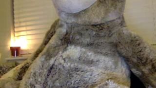 HoneySkies gorgeous teen rides sex toy