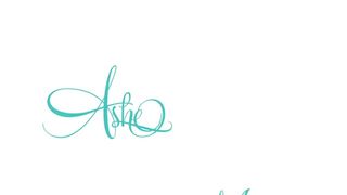 Ashe Maree cute girl fingering pussy with vibrator