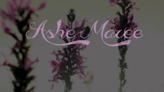 Ashe Maree sexy slut exposes its charms