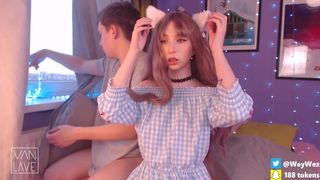 vanlave spicy trash relaxes two toys