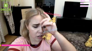 mylittledolls passionate chick shines pussy