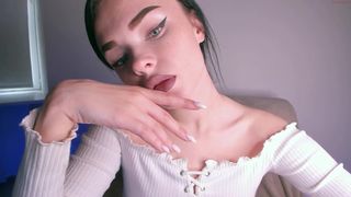 getting_high mature fluffy slut