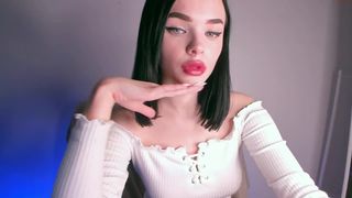 getting_high jerking off hottie