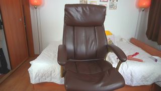 ady_w_o_w pounding her pussy with a big dildo