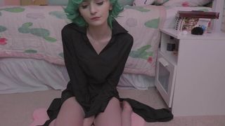 Tweetney gorgeous mare jerks off pussy