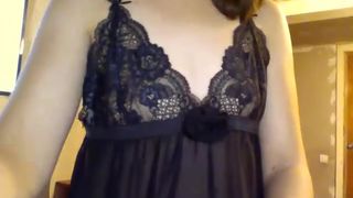 Meru1996 cute bitch in erotic outfit