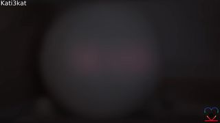 Kati3Kat massages the clitoris in the car