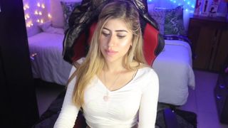 lena_houston adorable slut relish both holes