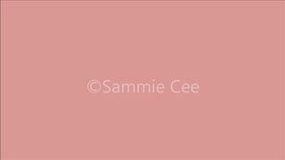 Sammie Cee sexy chick caresses pussy and nipples