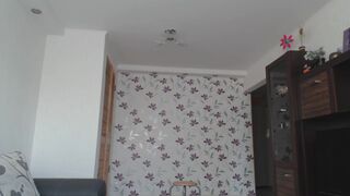 lilcharlotte skinny bitch straddled phallus