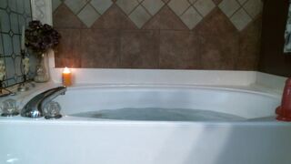 LoveMoxxiMae sexy chicks are naughty