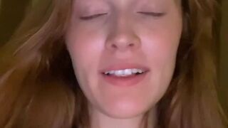 jia_lissa nude bitch dancing on the bed