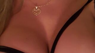 Myrelly Mello Onlyfans busty blonde is sucking a pussy