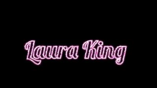 LauraKing kissing