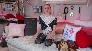 Delilah_Cass hot harlot fingering vibrator