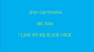 H??pe Pen??trati??n_7 undresses and shows puffy bread