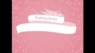 AshleyGrey Busty hide