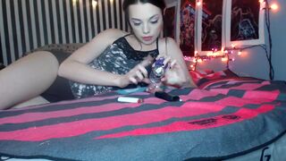 Kryska_Love cum from vibrator