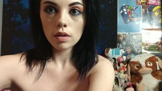 Kryska_Love 03 March 2020