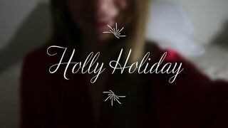 Holly_Holiday shows her sweet holes