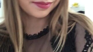 Julia Red Onlyfans Mischievous woman