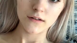 Eva Elfie Onlyfans wonderful bitch jerking on webcam