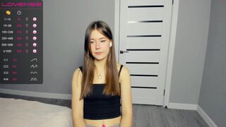 ev1love bitch with huge booty caresses hairy cunt