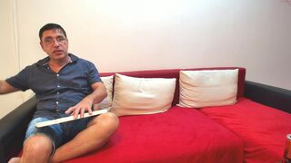 julyaandraul fascinating whore turns on mouthwatering forms