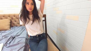 ehotlovea the nipple with big boobs fascinates the look