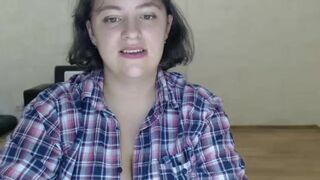 rosalie_ryder Imposing chick