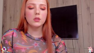 ollwen desired chick caresses juicy holes