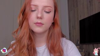 ollwen whore chick caresses shaved cunt