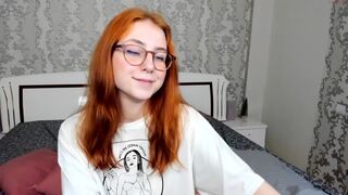 leona_golden nude bitch fucks anus ass