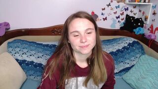 sexkitteh wonderful redhead sexy poses for the camera