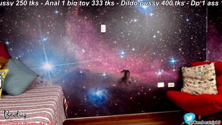 beatriiz bitch with big ass and jerking sex toys