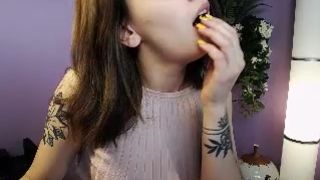 Jammgirl spicy bitch exposes her charms