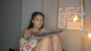 sugar_troubl3 a test bitch fucks herself