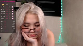 jenni_sweety charming sluts get naked on camera