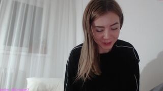 emese_ crazy doll doll masturbates pussy