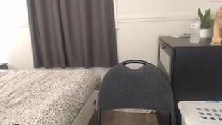 twotop dark haired bitch gently pulls pussy