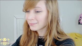 jessica sweet chick fucked in the ass by different devices