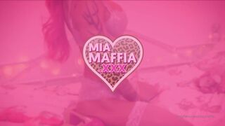 Mia Maffia Onlyfans nude cutie shows juicy charms