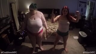 MissPaisley shines pussy and caresses big tits