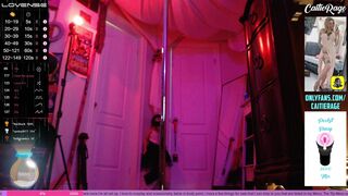 Caitie_Rage sucks rubber penis