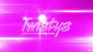 AliciaSecrets Ardent chick