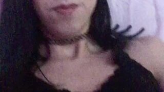 WOLLIP ONLYFANS beautiful bitch shows shaved holes