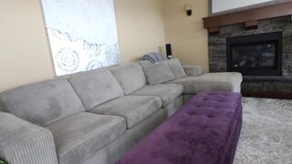 JanaFox jerks off and gets an incredible orgasm