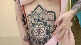 PastelWife onlyfans fat woman punishes clit